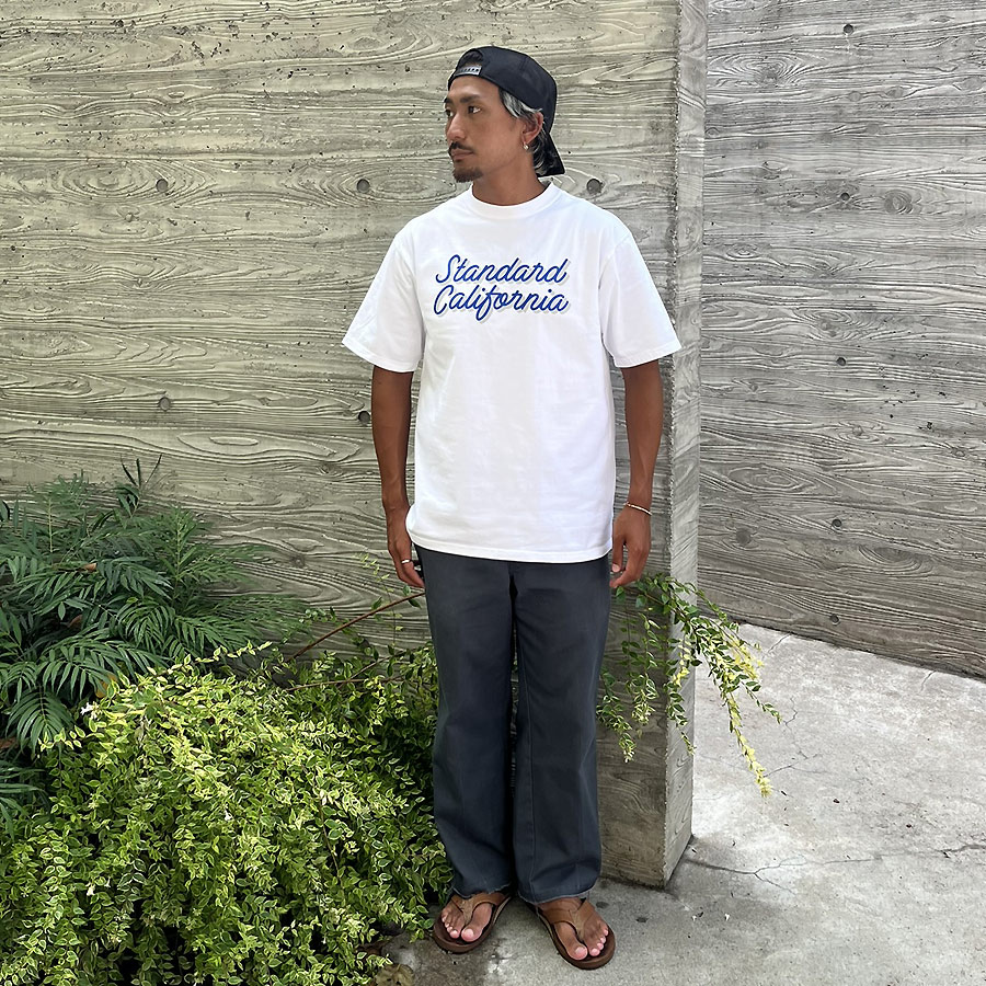 SD Heavyweight Modern Twist Signs Logo T