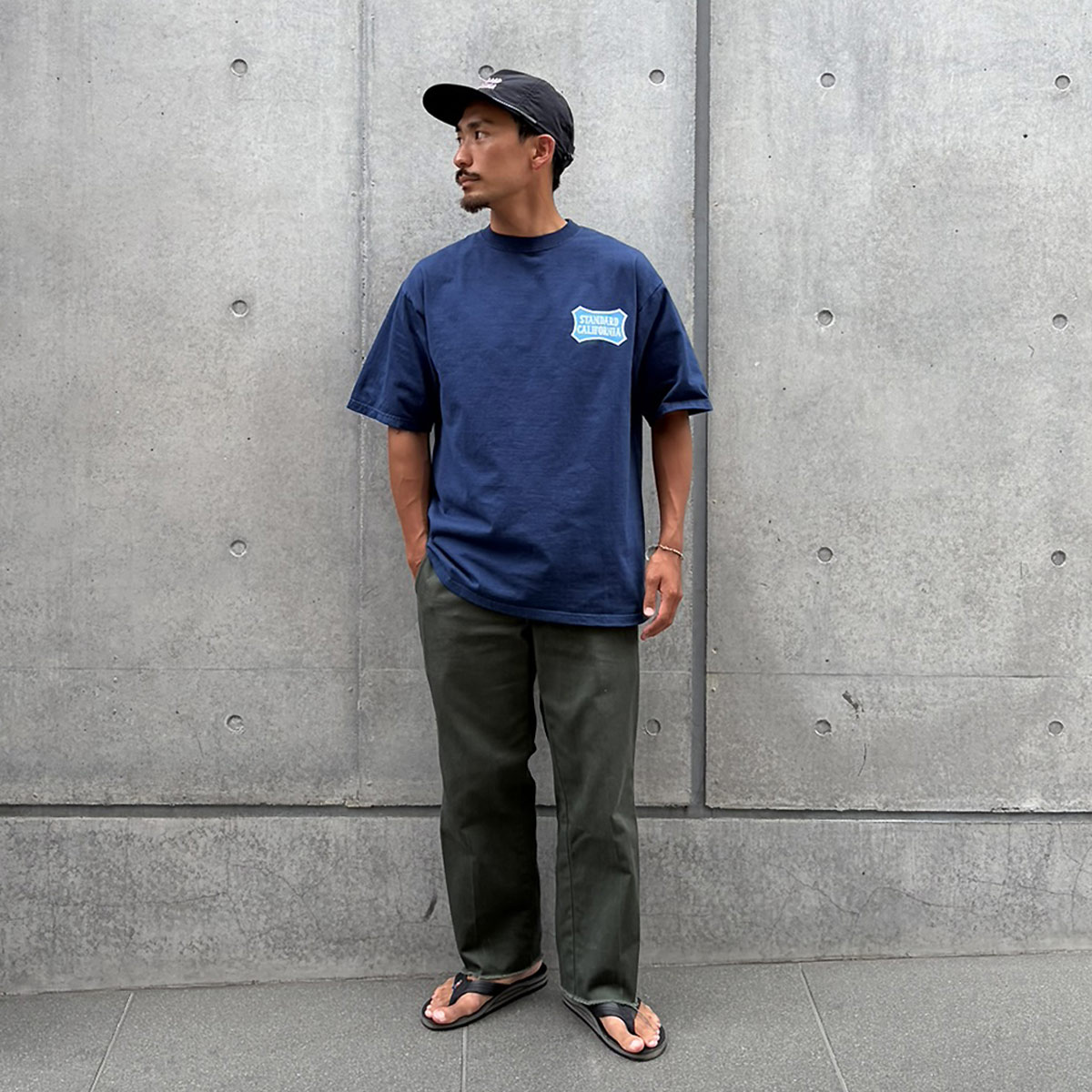 SD Heavyweight Basic Shield Logo T