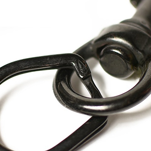 Button Works Black Line Swivel Horse Shoe