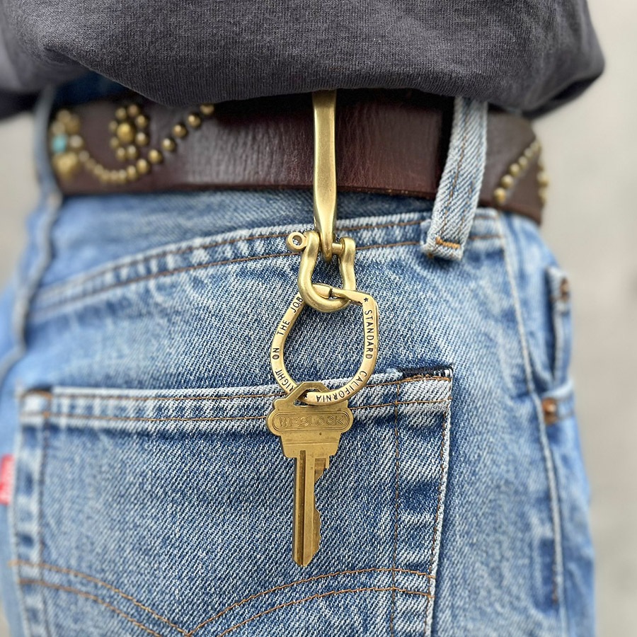 Button Works / SD Fishhook Shackle Key