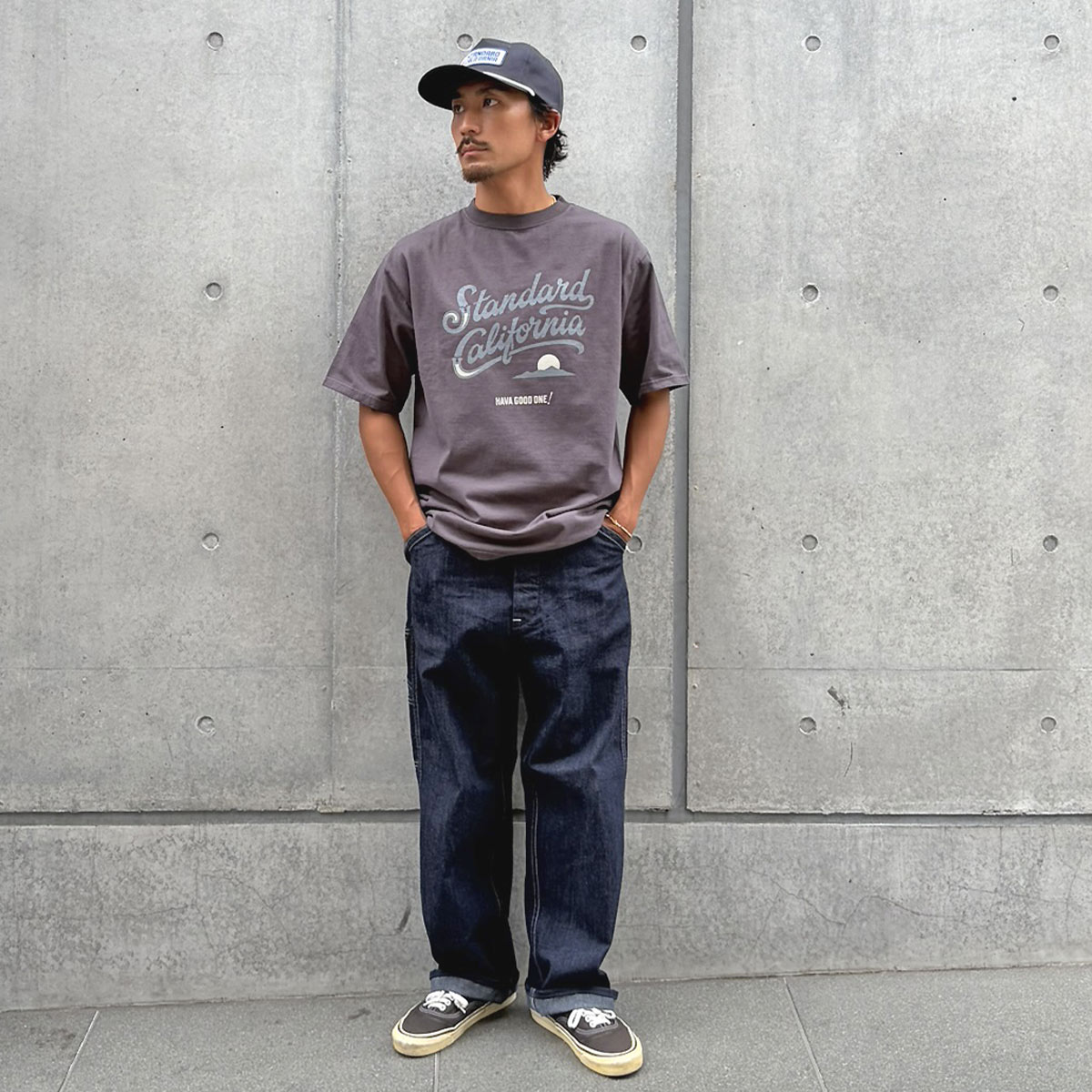 SD Heavyweight Modern Twist Signs Logo2 T