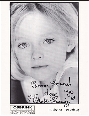 ダコタ・ファニング 直筆オートグラフ | オートグラフ（直筆サイン