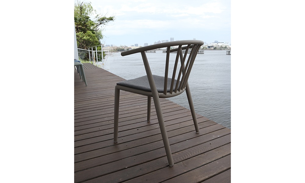 resol WOODYクッション付き ウッディチェア ガーデンチェア