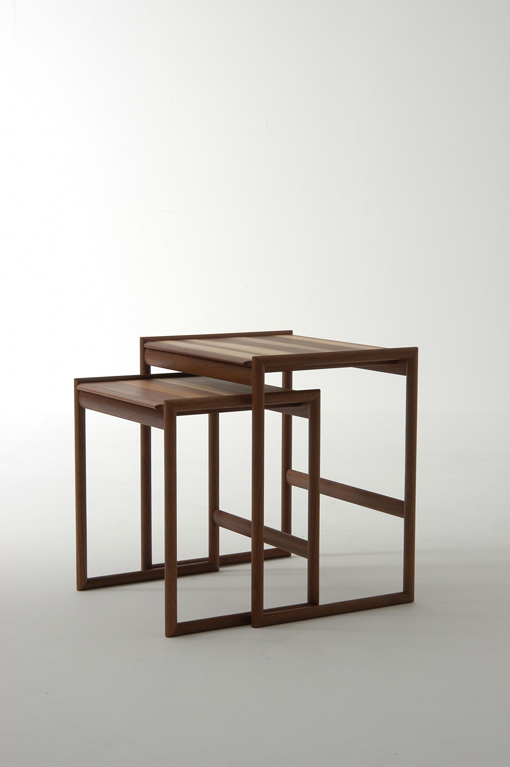 アクタス購入　日進木工　木製ネストテーブル 日進木工 ac-cent ネストテーブル NEST TABLE(小) ウォルナット