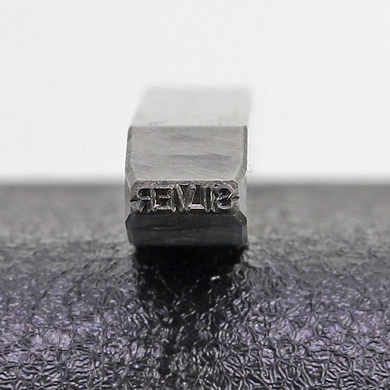 小次郎 高級刻印 SILVER 直 0.4mm | 彫刻・刻印・石留工具・接着剤