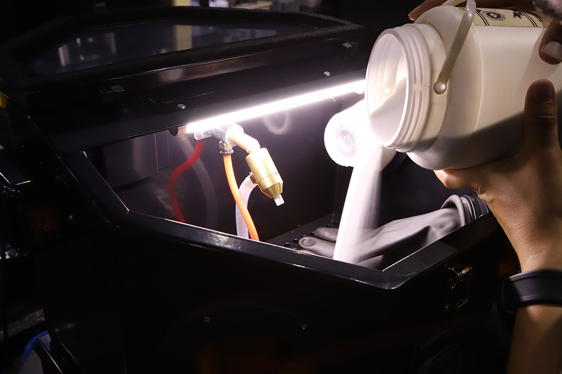 再販売！！コンプレッサー変更あり】サンドブラスター(サンドストーム