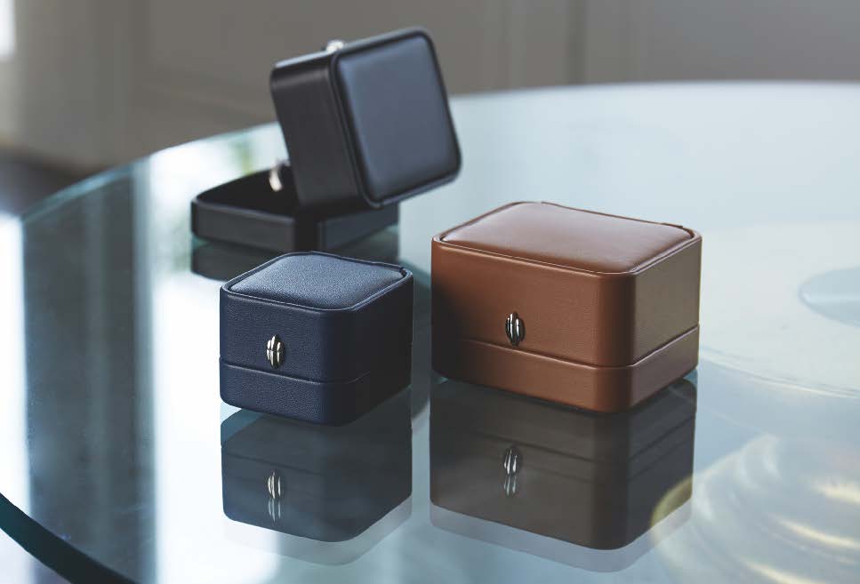 NEWTOTAL ブローチ・タイ止 B368YL 茶