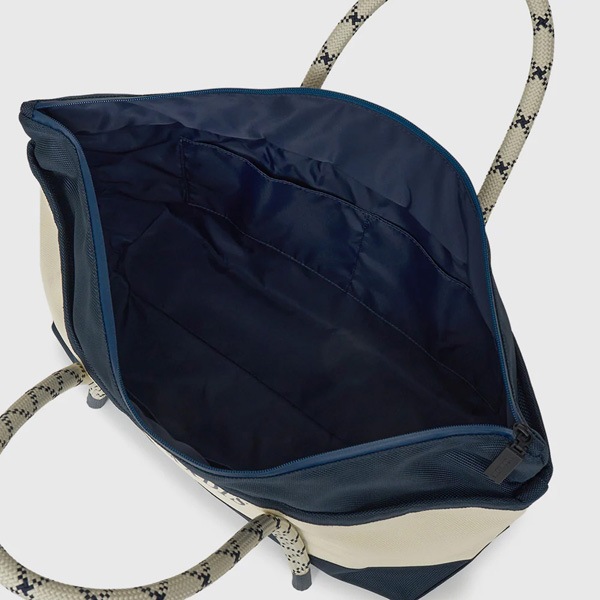 ��26SS��NOMADIS �Υޥǥ��� CITY TREK L ���ƥ��ȥ�å� �����ȡ��ȥХå� N219������̵����