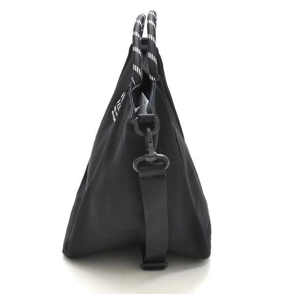 FREDRIK PACKERS �ե�ɥ�å��ѥå����� 2Way�ȡ��ȥХå� TAM(M) �����ץϥ�ɥ�2Way�ȡ��ȥХå� FPNP-TT31