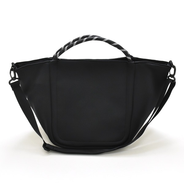 FREDRIK PACKERS �ե�ɥ�å��ѥå����� 2Way�ȡ��ȥХå� TAM(M) �����ץϥ�ɥ�2Way�ȡ��ȥХå� FPNP-TT31