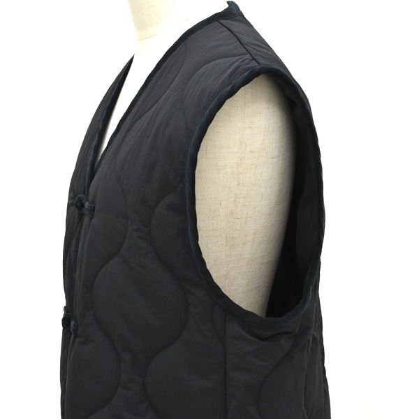 ��25AW��THE SHINZONE ���󥾡��� QUILTING CHINA BUTTON VEST ����ƥ��� ���㥤�� �ܥ��� �٥��� 25AMSJK06 ��ǥ�����������̵����