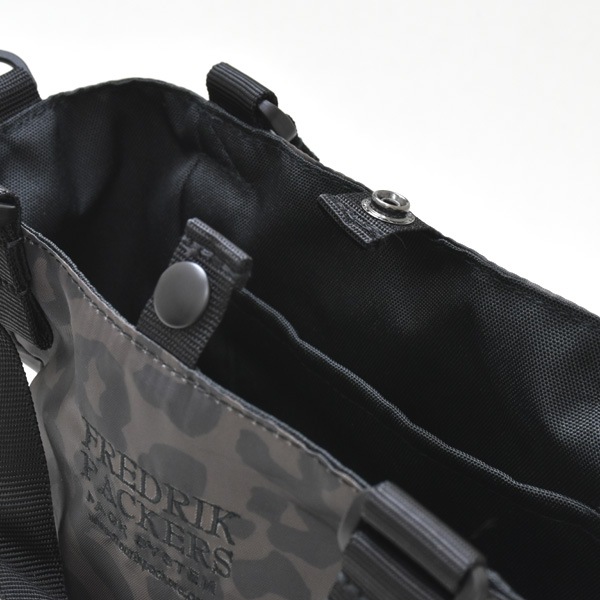 FREDRIK PACKERS �ե�ɥ�å��ѥå����� 210D+600D MISSION TOTE XS �ߥ˥ȡ��ȥХå� �������� FP21-TT02 ��ǥ�����