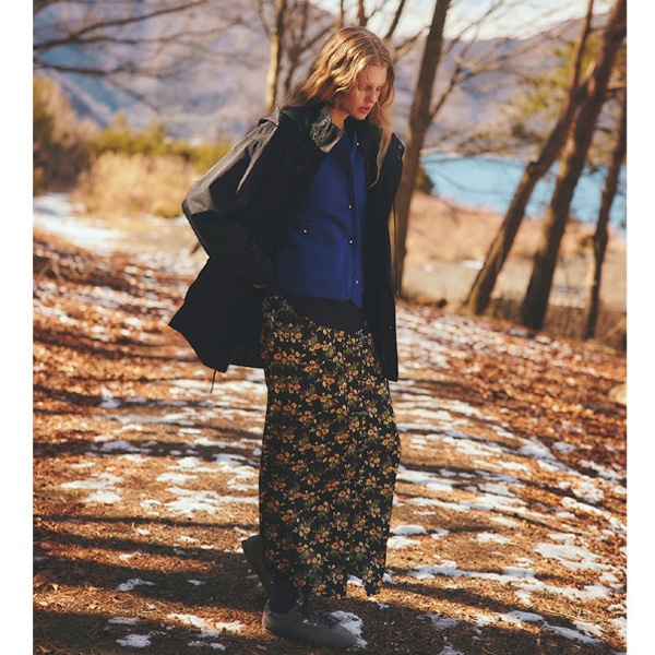 ��25AW��THE SHINZONE ���󥾡��� FLOWER BOUQUET PRINTTED SATIN SKIRT �ե� �ץ��� ���ƥ� �������� 25AMSSK01 ��ǥ�����������̵����