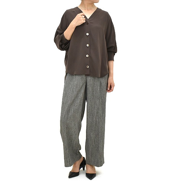 �ڥ�����/30%OFF��ACUTA �������� �ԡ����ե��֥�륿�å������ǥ�����֥饦�� V�ͥå� Ĺµ 10003556 ��ǥ�����������̵���ۡ�25-26WINTER SALE�ۡ����ʡ����Բġ�