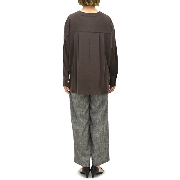 �ڥ�����/30%OFF��ACUTA �������� �ԡ����ե��֥�륿�å������ǥ�����֥饦�� V�ͥå� Ĺµ 10003556 ��ǥ�����������̵���ۡ�25-26WINTER SALE�ۡ����ʡ����Բġ�