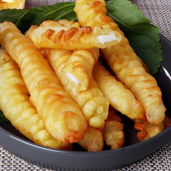 [凍]テプン 手作りイカの天ぷら300g/韓国食品　韓国おやつ いか　おつまみ