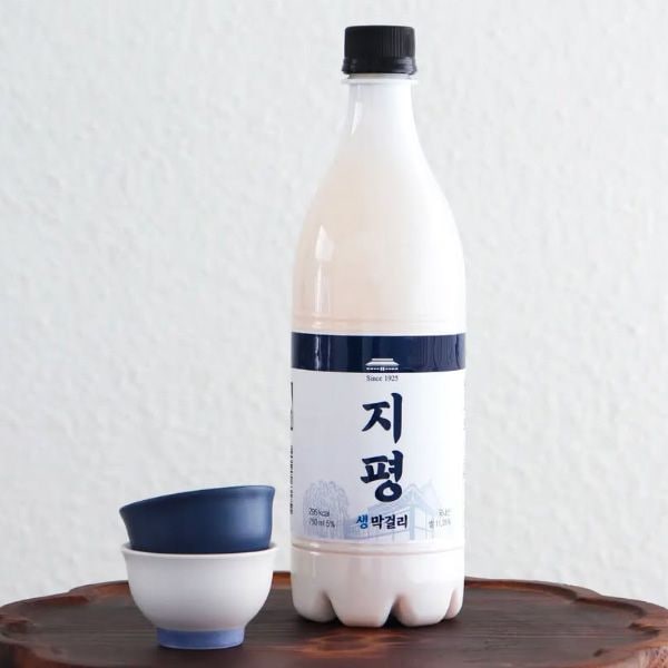 [冷]ジピョン 生 マッコリ 750ml Alc.5％ / お中元 夏ギフト [賞味期限：25年8月11日]韓国生マッコリ 韓国お酒 伝統酒