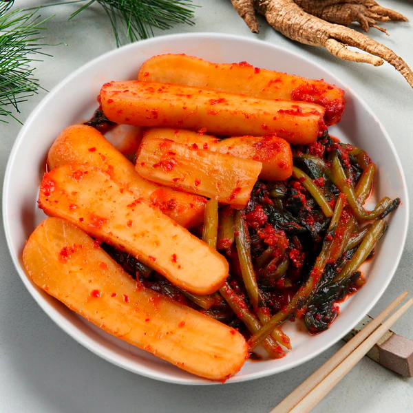 [冷] 韓国市場 チョンガッキムチ 500g / チョンガキムチ