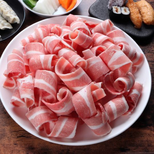 [凍] 牛外バラ 薄切り 丸形 2mm 500g / さっと焼ける 旨みたっぷり