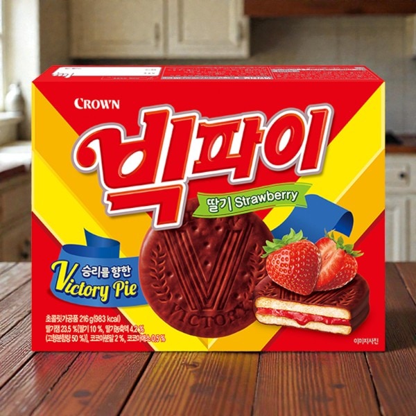CROWN] ビックパイ イチゴ味 216g / | 韓国市場,新商品,食品新商品