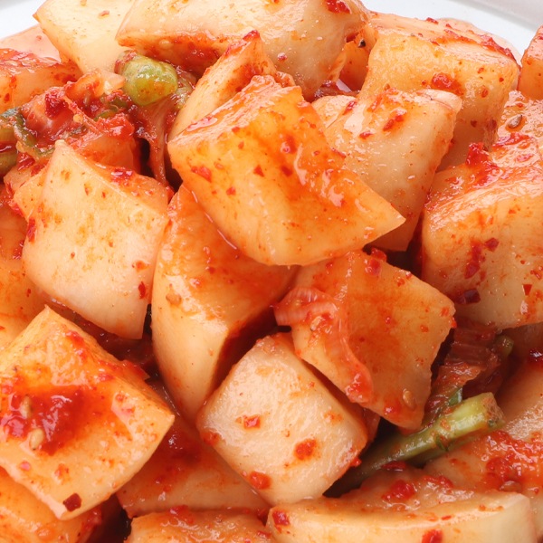 [冷]自家製カクテキ500g/韓国食品 韓国おかず 大根キムチ