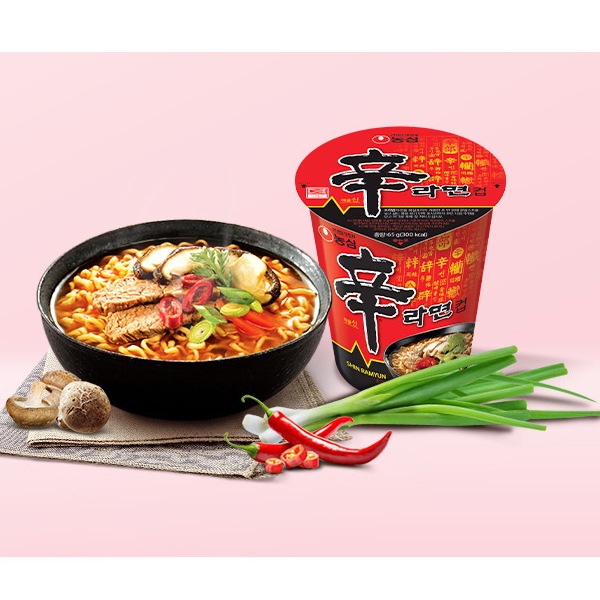 [農心] 辛ラーメン カップ 65g / カップラーメン 韓国らーめん