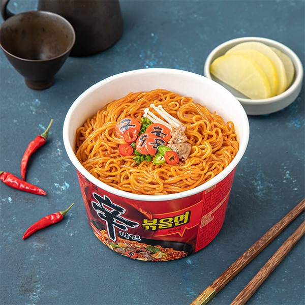 [農心]辛ラーメン炒めカップラーメン 105g