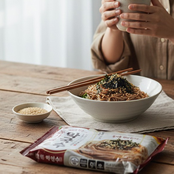 [白斎] えごま油 マッククス 麺 211g / 混ぜ麺 香ばしさ ヘルシー麺 韓国式そば