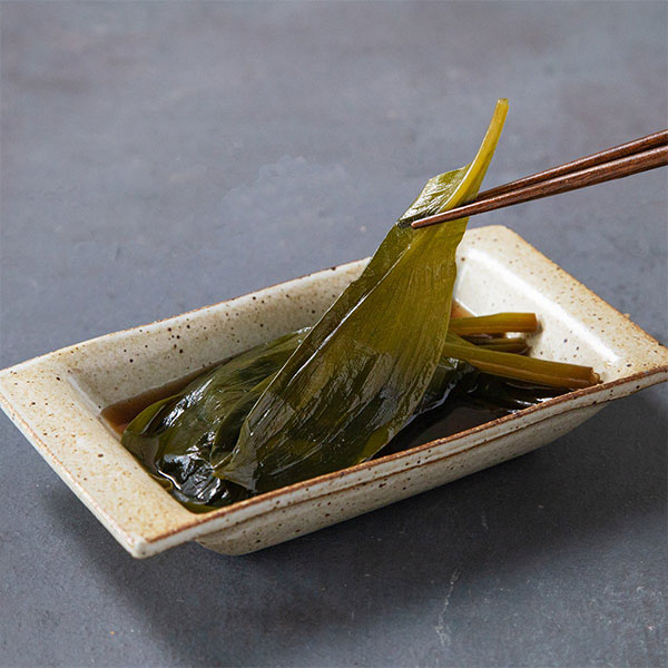 [トクドムヨク]  山のにんにくミョンイナムル(170g・缶詰)