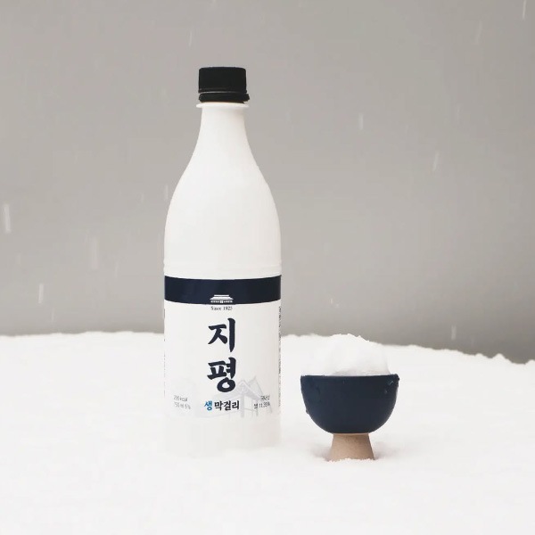 [冷]ジピョン 生 マッコリ 750ml 1箱(6本入り)Alc.5％ / 韓国生マッコリ 韓国お酒 伝統酒