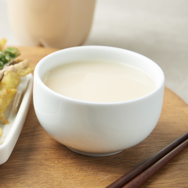 [冷]ジピョン 生 マッコリ 750ml 1箱(6本入り)Alc.5％ / 韓国生マッコリ 韓国お酒 伝統酒