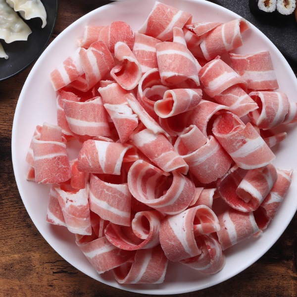 [凍] 牛外バラ 薄切り 丸形 2mm 500g / さっと焼ける 旨みたっぷり