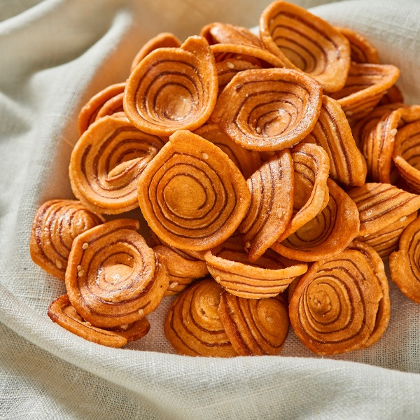 [CW]さつま芋形菓子120g/韓国お菓子 韓国おやつ 韓国食品