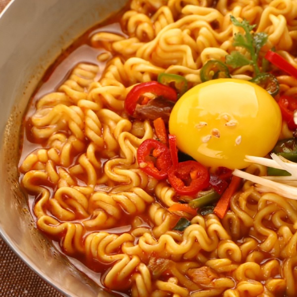 【訳あり】[オットギ] ジンラーメン 辛口 120g / 【賞味期限：2026/12/16】本場韓国の旨辛 スパイシー 韓国ラーメン インスタントラーメン