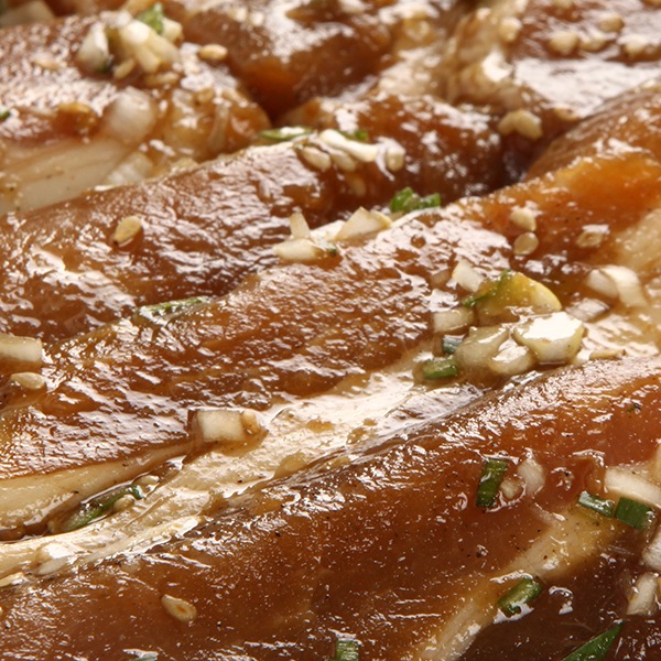 [凍]味付け 骨付 豚カルビスライス約1kg/ヤンニョム 焼肉 韓国料理