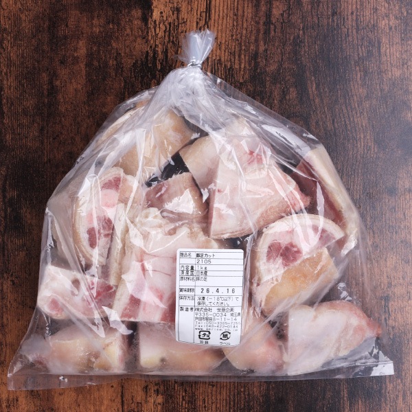 [凍] 冷凍 豚足 カット 1kg　国産 とろぷる食感 コラーゲンたっぷり