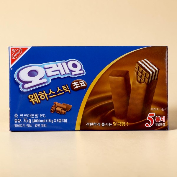 [オレオ] ウエハース スティックチョコ 75g / 5本入り 韓国お菓子 サクサク  人気スナック