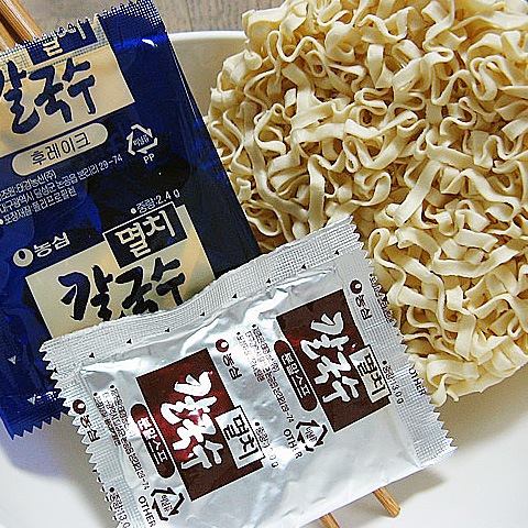 [農心]イワシカルクッス 98g/