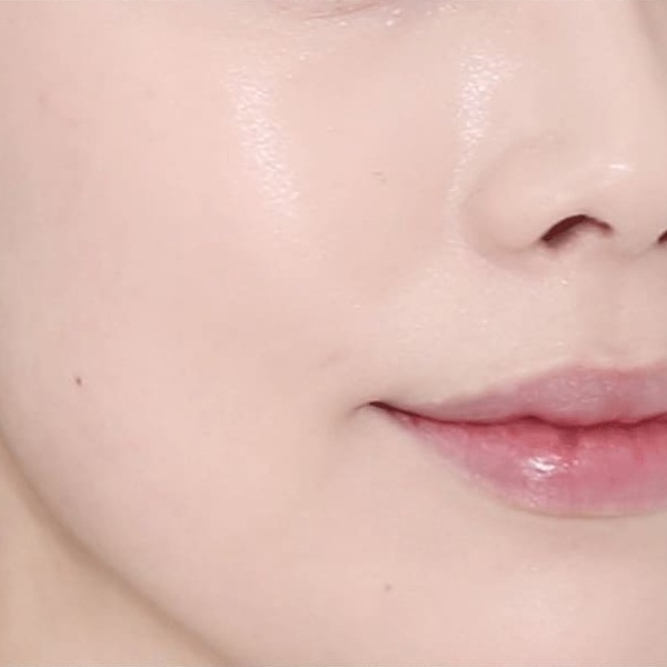 [JUNGSAEMMOOL]エッセンシャル スキンヌーダークッション14g(詰替え用1個付き) SPF50+/PA+++