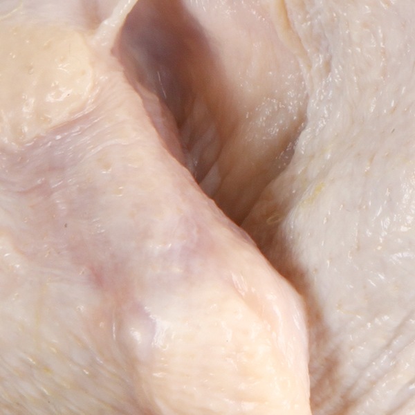 [凍] 冷凍 丸鶏 ブラジル産 約700g　/ 鶏肉