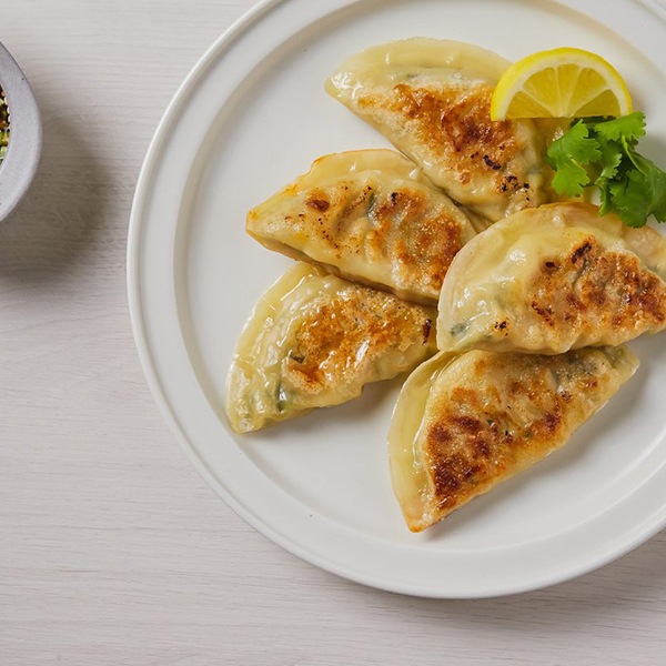 [凍]名家　キムチチャプチェ焼き餃子/ 400g