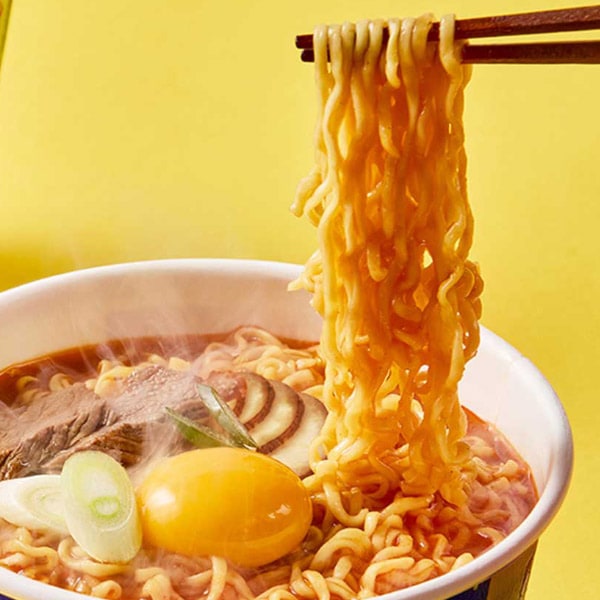 オットギ] ジンラーメン（小辛）大盛カップ /110g 韓国ラーメン ジン