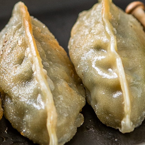 [凍]ダムドゥ 透明 肉餃子 1kg / 葉っぱ 蒸し餃子 一口サイズ 餃子スープ