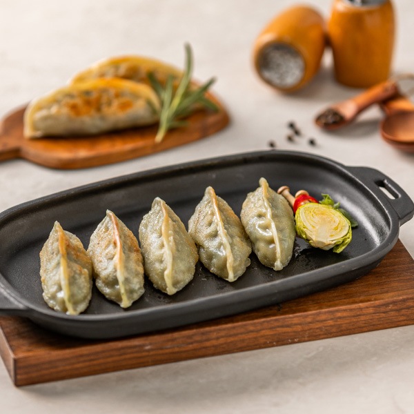 [凍]ダムドゥ 透明 肉餃子 1kg / 葉っぱ 蒸し餃子 一口サイズ 餃子スープ