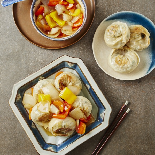 [凍]ダムドゥ 業務用 手作り肉 餃子1.4kg / 王マンドゥ 韓国食品 ぎょうざ 韓国食材 韓国餃子