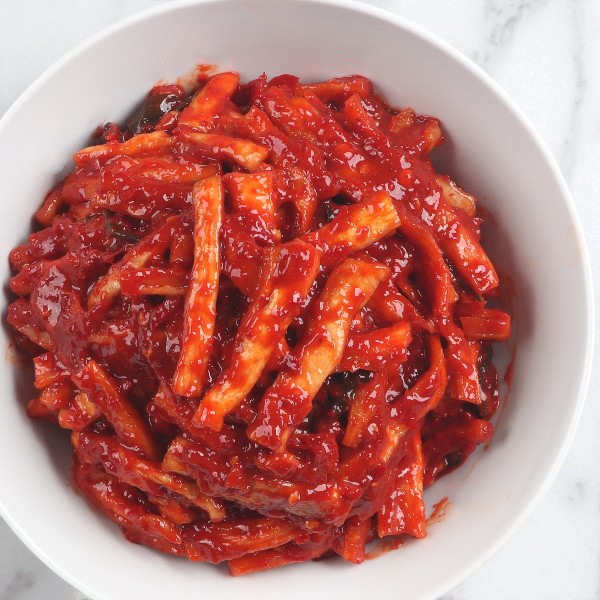 [冷] 韓国市場 業務用 切干し大根 辛口和え 10kg / やみつき食感 旨辛ダイコン和え