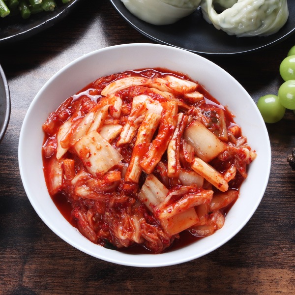 [冷]韓国市場 自家製 白菜 干し大根 キムチ/ 切り干し大根入り 韓国食品 韓国おかず 手作り　
