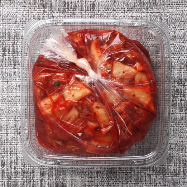 [冷]韓国市場 自家製 白菜 干し大根 キムチ/ 切り干し大根入り 韓国食品 韓国おかず 手作り　