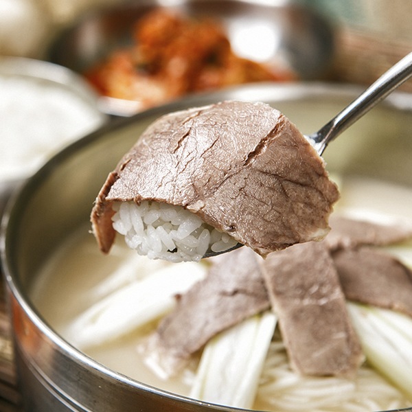 [凍]業務用 皮むき 牛タンブ ロック 約4kg【量り売り】※クレジットカード・銀行振込支払い不可※