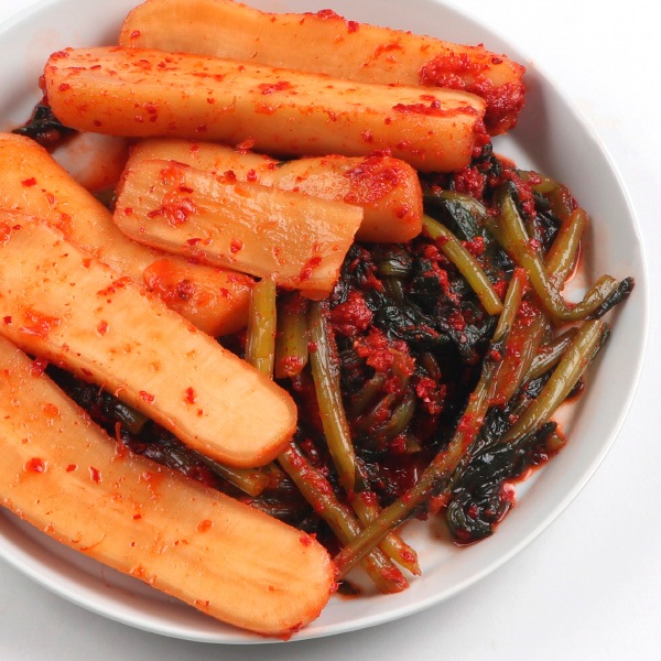 [冷] 韓国市場 チョンガッキムチ 500g / チョンガキムチ